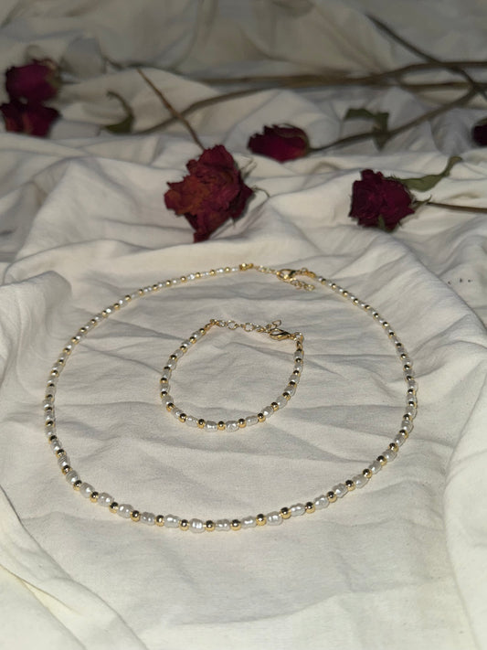 İnci Kolye ve İnci Bileklik